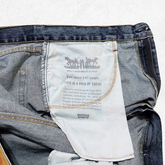 Levi's 550 Men Jeans‎ W40 L30 Denim Straight Leg Medium Wash Mid Rise Zipper - Picture 3 of 12